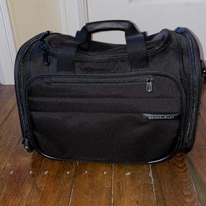 Briggs & Riley underseat carry-on duffel (older version ~2018) great condition